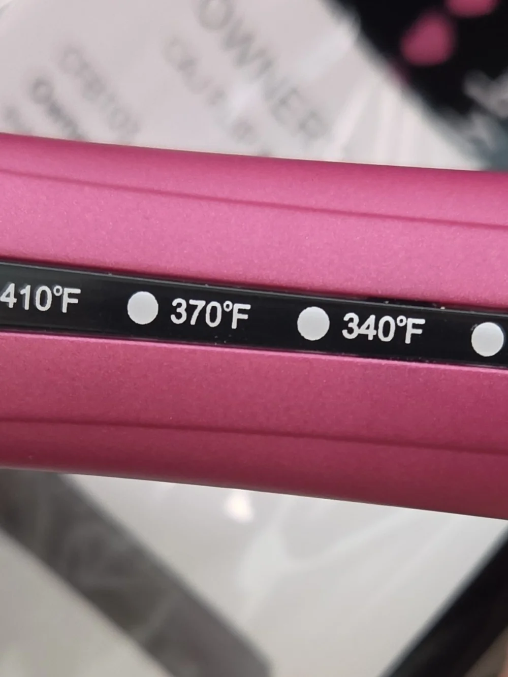 Professional Pink Clip & Bend Styler with Thermatru Technology